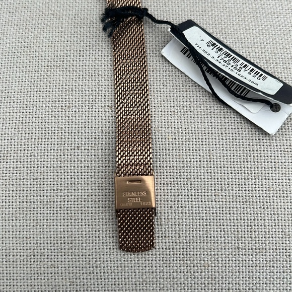 Tommy Hilfiger Alexa Carnation Rose Gold-Tone Mesh Ladies Watch #1782158 NWT - Picture 7 of 8